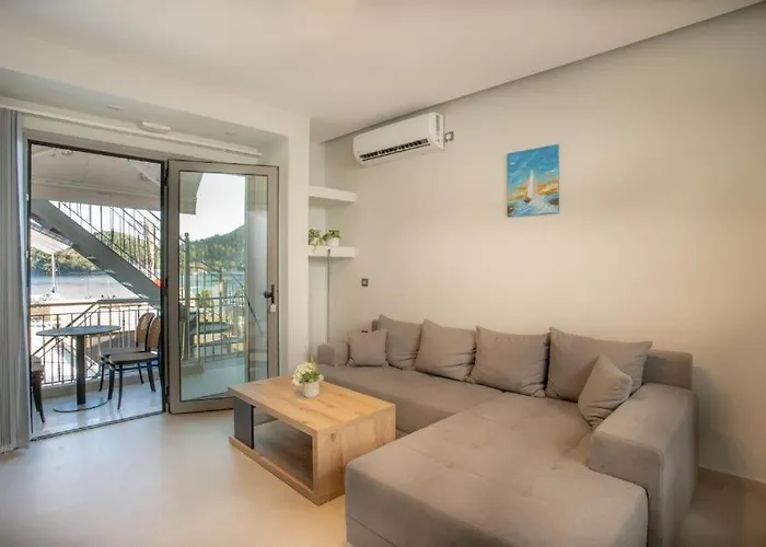 View On Scorpios - Ktena *